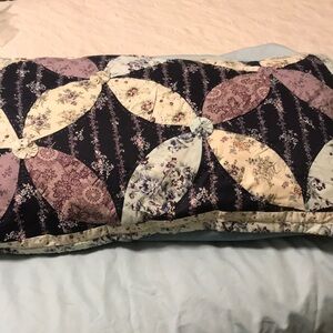 Hand quilted pillow shams